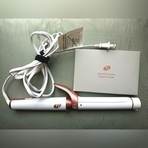 T3 Twirl Convertible 1 1/4” curling iron, Brand new no box